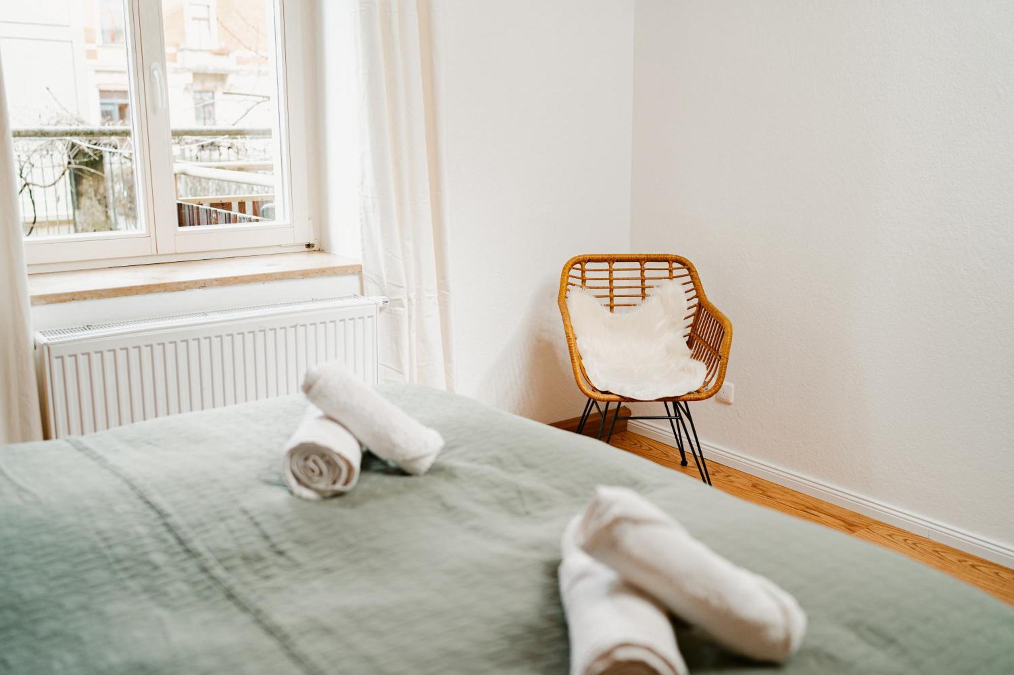 Ferienwohnung Elbzauber Fuer 6 L Parkplatz L Balkon Pirna Extérieur photo